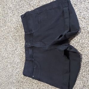 Stretchy and soft black denim shorts